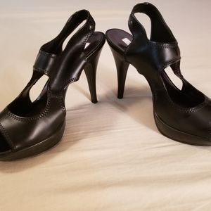 Simply Vera - Vera Wang Adami Stilettos